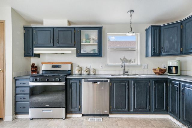 2550 Wheaton Drive, Colorado Springs, CO 80904