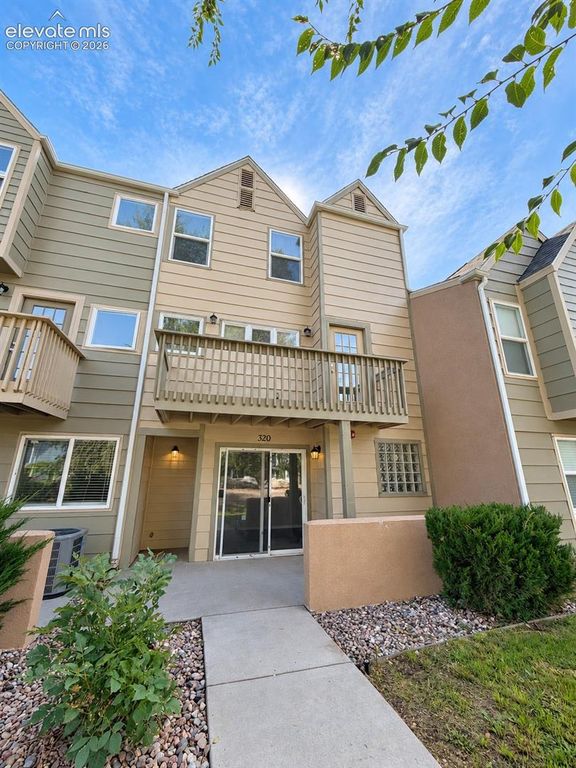 320 E Ohio Avenue, Fountain, CO 80817 — exterior