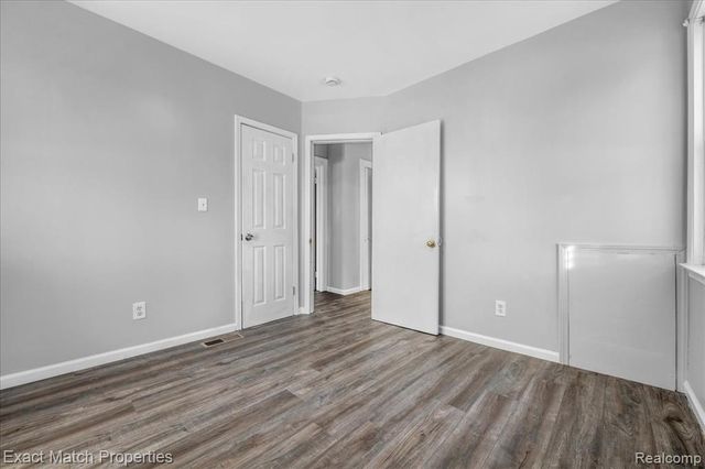 638 Raskob Street, Pontiac, MI 48340