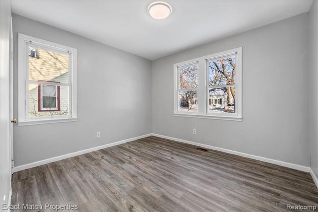 638 Raskob Street, Pontiac, MI 48340