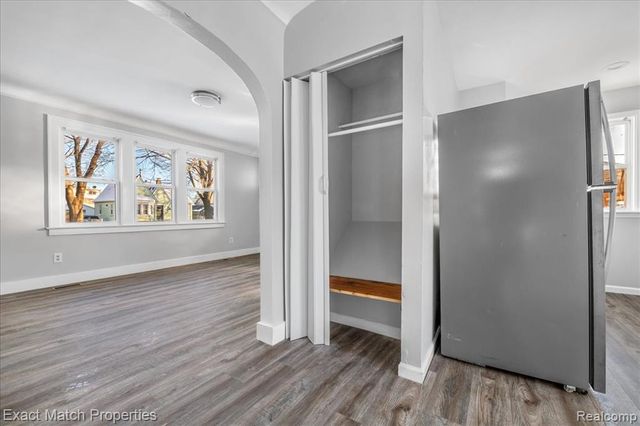 638 Raskob Street, Pontiac, MI 48340