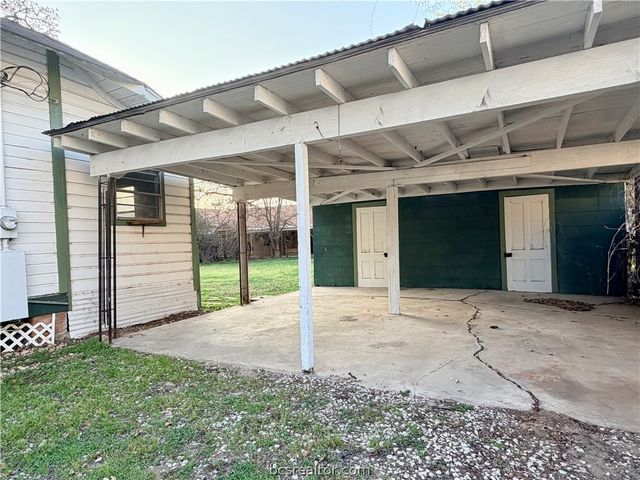 236 8th Street, Somerville, TX 77879