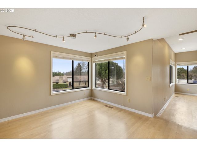 15917 Ne 31ST Ave, Ridgefield, WA 98642