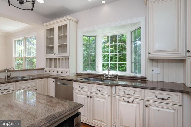 181 SNOWDEN LN, Princeton, NJ 08540