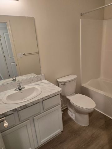 4270 Plum Village Circle 37, Raisinville Twp, MI 48161