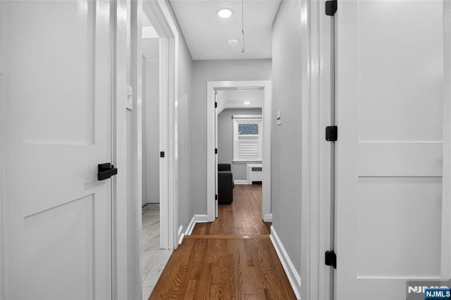 29 Laurel Avenue, Livingston, NJ 07039