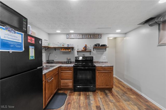 2025 Portage Line Road, Mogadore, OH 44260