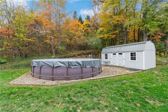 2025 Portage Line Road, Mogadore, OH 44260