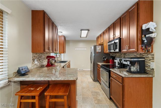 2025 Portage Line Road, Mogadore, OH 44260