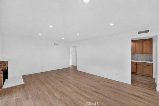 18153 Cohasset, Reseda, CA 91335
