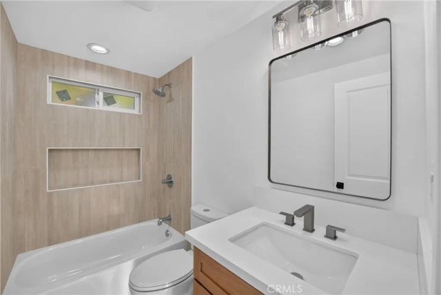 18153 Cohasset, Reseda, CA 91335