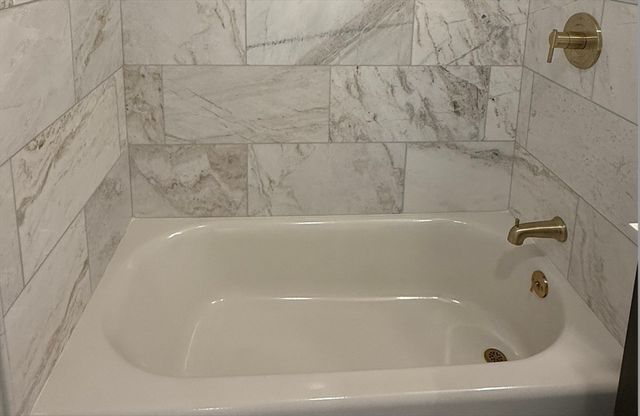 48 Coffey 9 D, Boston, MA 02122