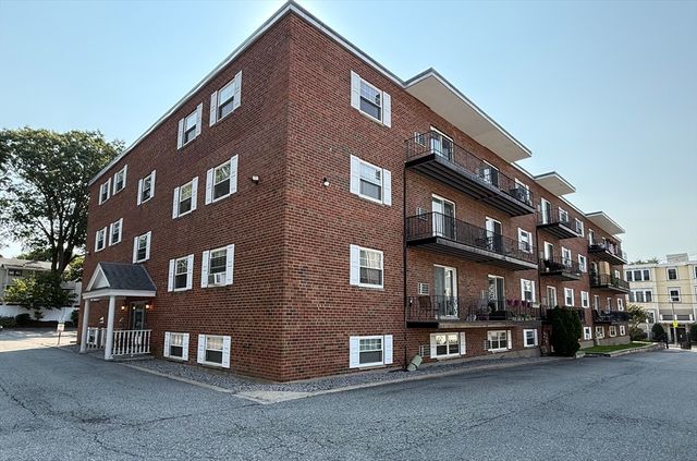 48 Coffey 9 D, Boston, MA 02122