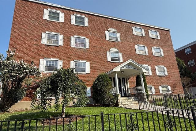 48 Coffey 9 D, Boston, MA 02122