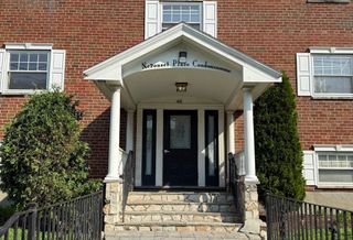48 Coffey 9 D, Boston, MA 02122