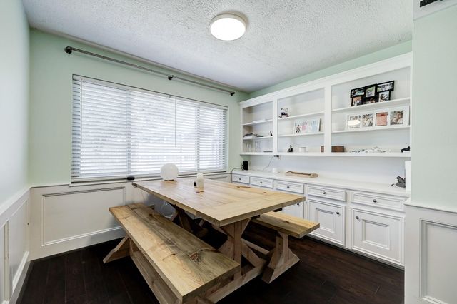 302 Houghton Road, Katy, TX 77450