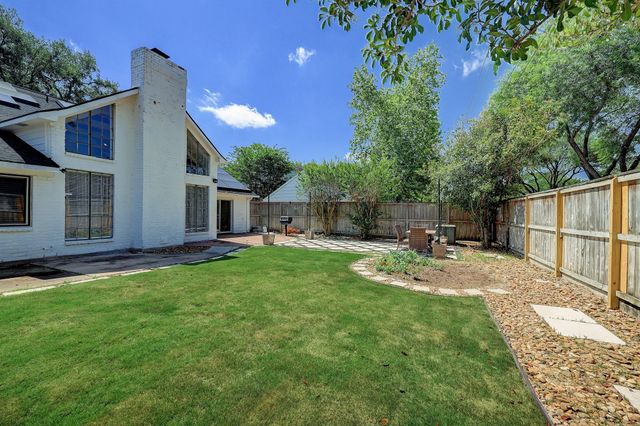 302 Houghton Road, Katy, TX 77450