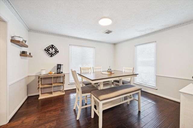 302 Houghton Road, Katy, TX 77450