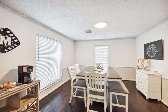 302 Houghton Road, Katy, TX 77450