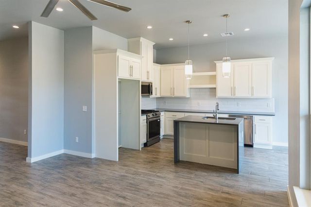 512 Remington Avenue, Jones, OK 73049