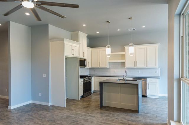 512 Remington Avenue, Jones, OK 73049