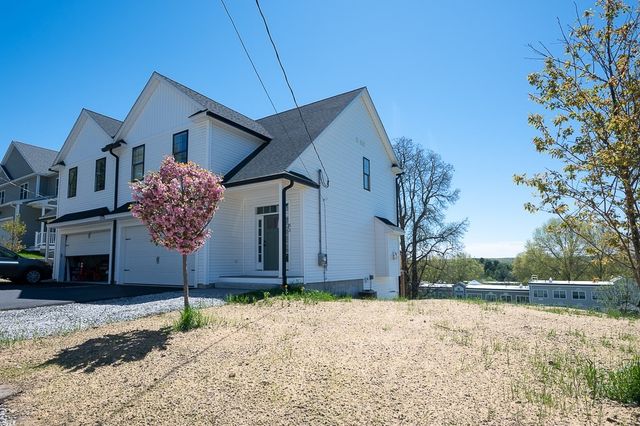 83 Upland 1, Worcester, MA 01607