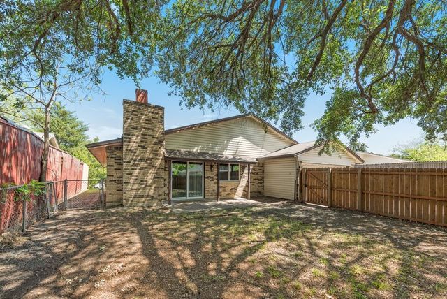 1309 Meandering Way, Garland, TX 75040