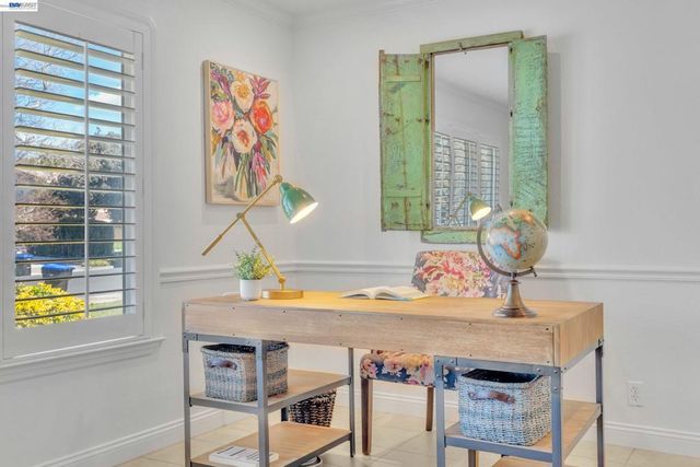 2070 Raven Rd, Pleasanton, CA 94566