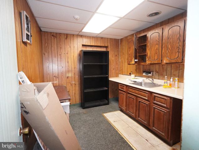 4517 N BROAD ST, Philadelphia, PA 19140