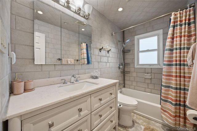 51 Irving Avenue, Freeport, NY 11520