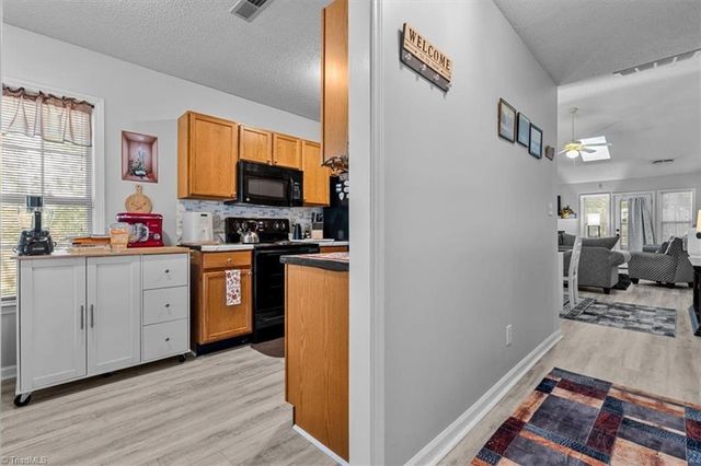 37 Grassy Knoll Circle, Greensboro, NC 27406