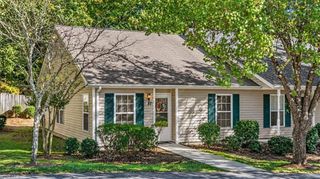 37 Grassy Knoll Circle, Greensboro, NC 27406