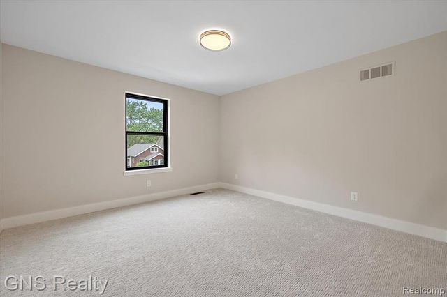 206 E Windemere Avenue, Royal Oak, MI 48073