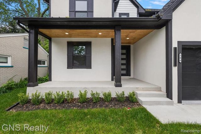 206 E Windemere Avenue, Royal Oak, MI 48073