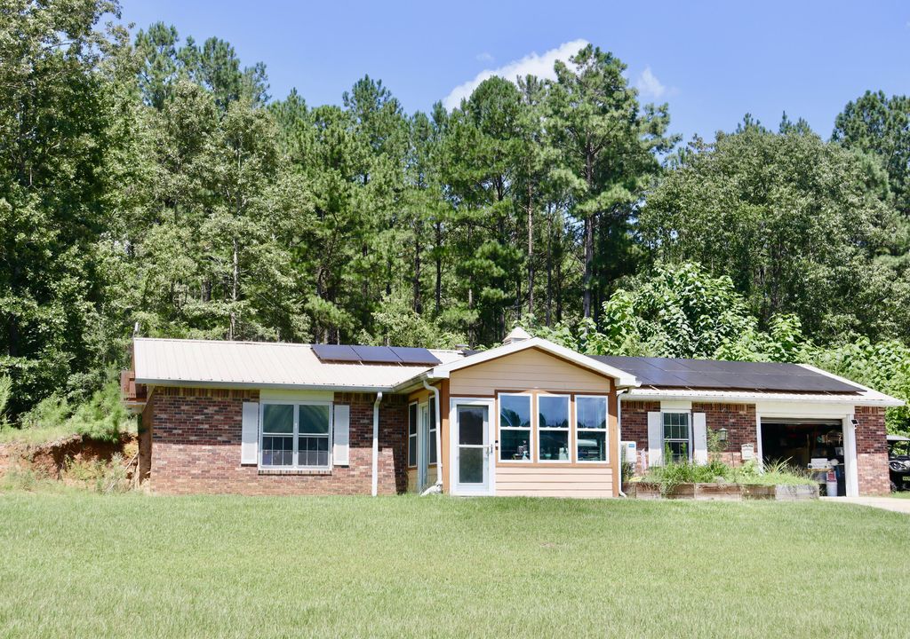 30 Sharon Road, Wagener, SC 29164