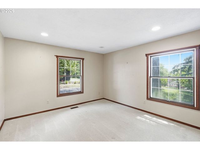 15120 Sw 150TH Ave, Tigard, OR 97224