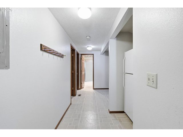 15120 Sw 150TH Ave, Tigard, OR 97224