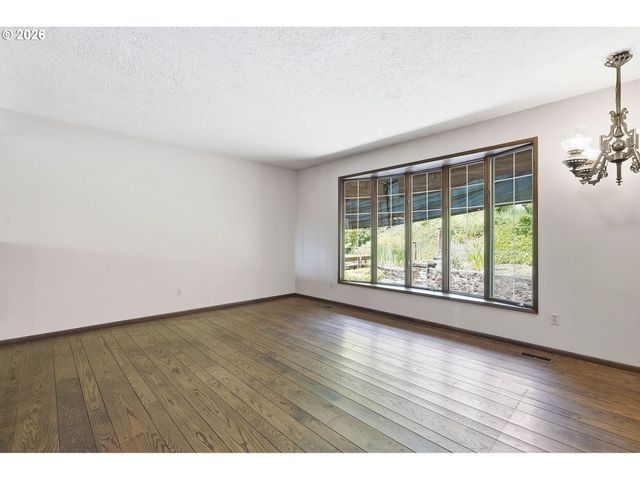 15120 Sw 150TH Ave, Tigard, OR 97224