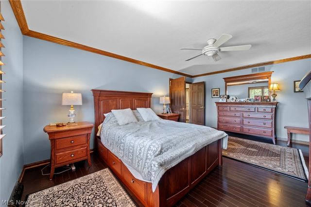 6670 Beechwood Drive, Independence, OH 44131