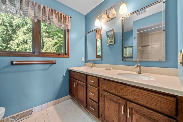 6670 Beechwood Drive, Independence, OH 44131
