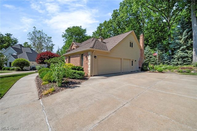 6670 Beechwood Drive, Independence, OH 44131