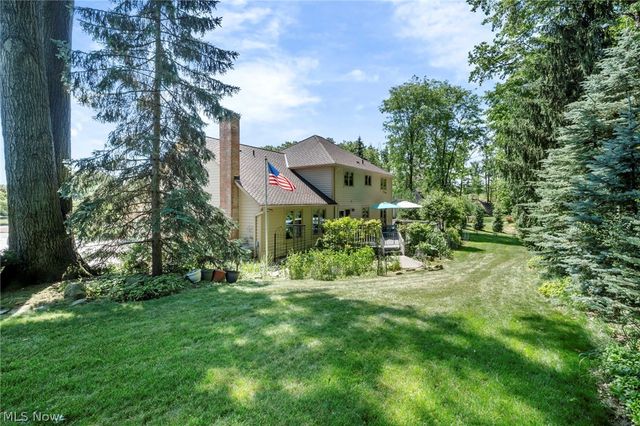 6670 Beechwood Drive, Independence, OH 44131