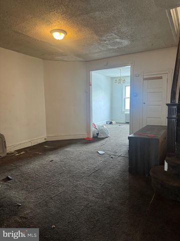 5848 ANGORA TER, Philadelphia, PA 19143