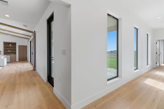 11450 E Jahant Rd, Acampo, CA 95220