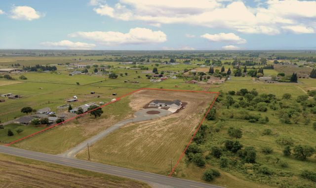 11450 E Jahant Rd, Acampo, CA 95220