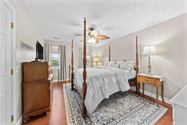 106 Regal Oaks Drive, Barboursville, WV 25504