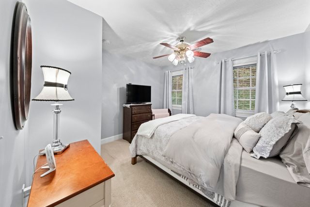 106 Regal Oaks Drive, Barboursville, WV 25504