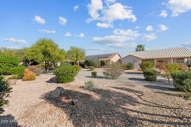 15672 W CHEERY LYNN Road, Goodyear, AZ 85395