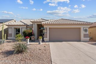 15672 W CHEERY LYNN Road, Goodyear, AZ 85395