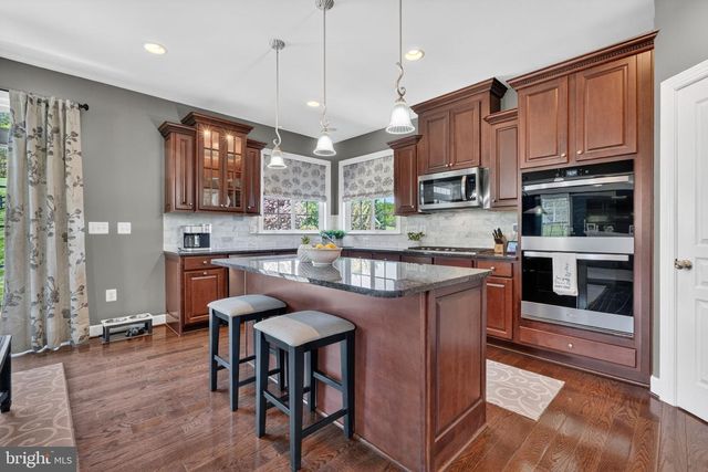 15631 AVEBURY MANOR PL, Leesburg, VA 20176